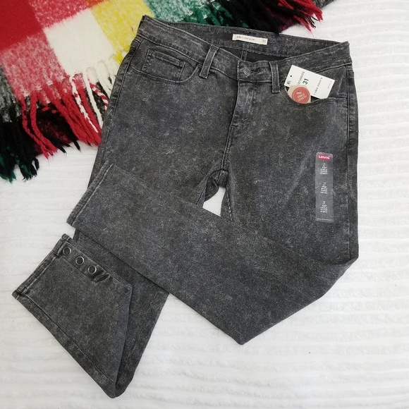 Levi's Denim - NWT Levi's 535 Ankle Acid Wash Jeans Size 31
